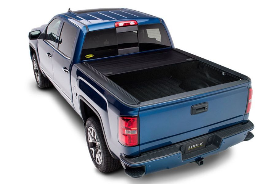Tonneau Cover Retractable Gallery Image 1