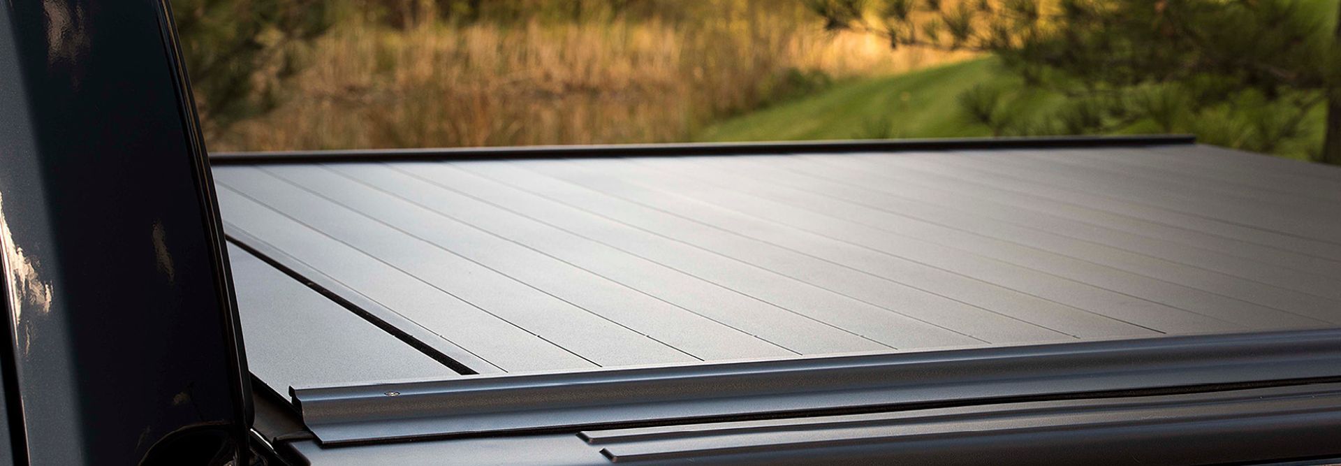 Tonneau Cover Retractable Hero